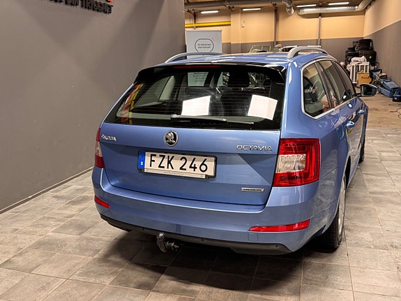 Skoda Octavia 3 of 5