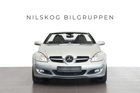 Mercedes-Benz SLK350 3 of 5
