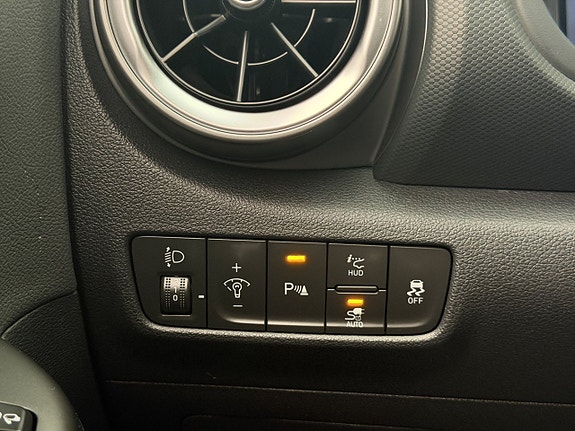 Hyundai Kona 25 of 30