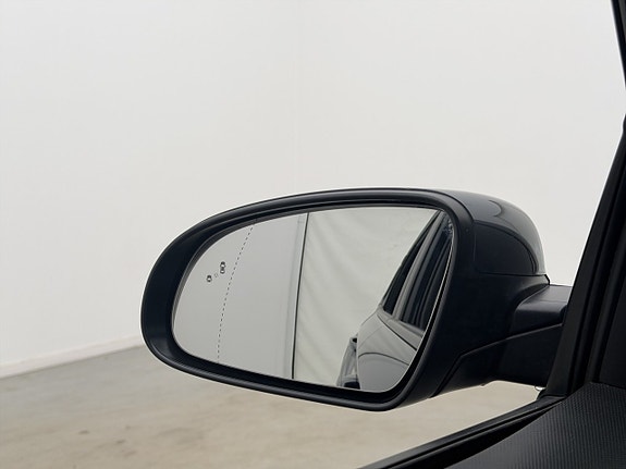 Hyundai Kona 26 of 30