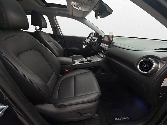 Hyundai Kona 10 of 30