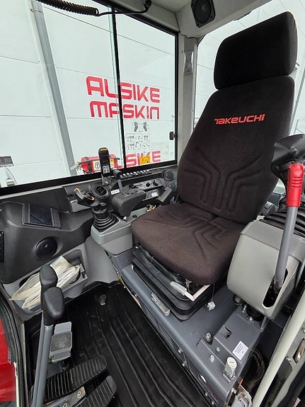 Takeuchi TB 260 9 of 10