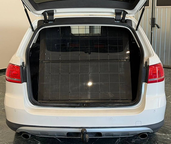 Volkswagen Passat Alltrack 2.0 TDI DPF 4Motion / A-traktor 7 of 12