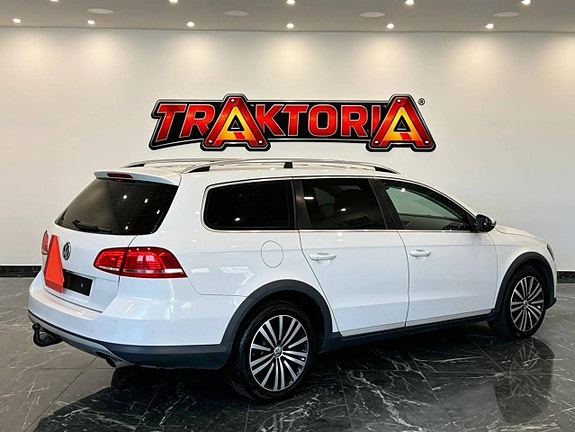 Volkswagen Passat Alltrack 2.0 TDI DPF 4Motion / A-traktor 4 of 12