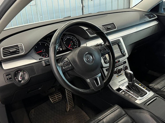 Volkswagen Passat Alltrack 2.0 TDI DPF 4Motion / A-traktor 8 of 12