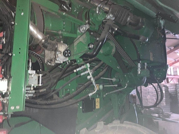 John Deere S785I 15 of 24