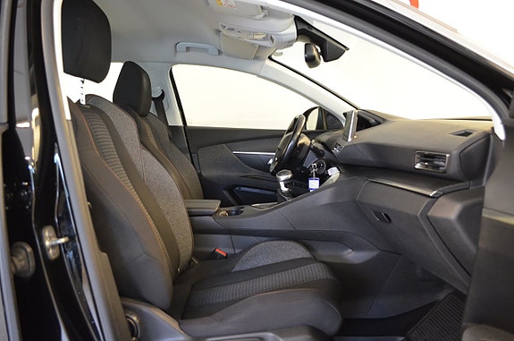Peugeot 3008 10 of 18
