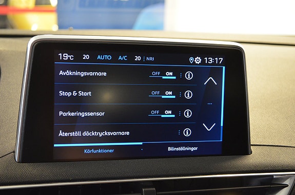 Peugeot 3008 14 of 18