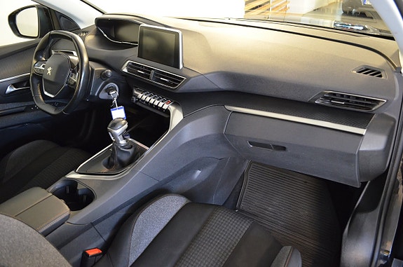 Peugeot 3008 9 of 18