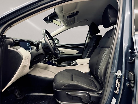 Hyundai Tucson 12 of 28
