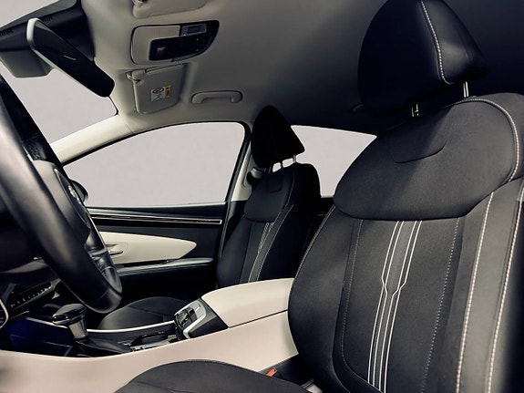 Hyundai Tucson 13 of 28