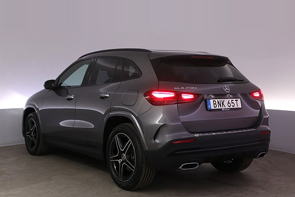 Mercedes-Benz GLA250 e 4 of 27