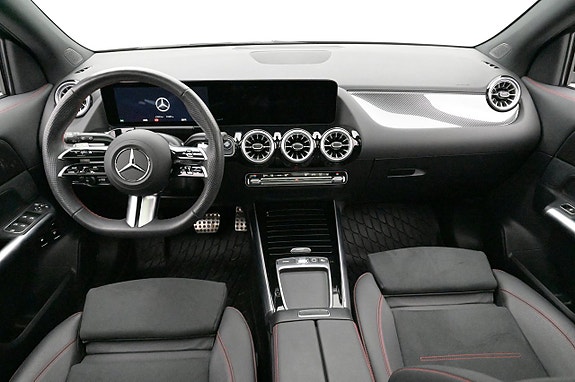 Mercedes-Benz GLA250 e 6 of 27