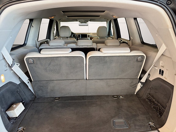Mercedes-Benz GL350 23 of 24