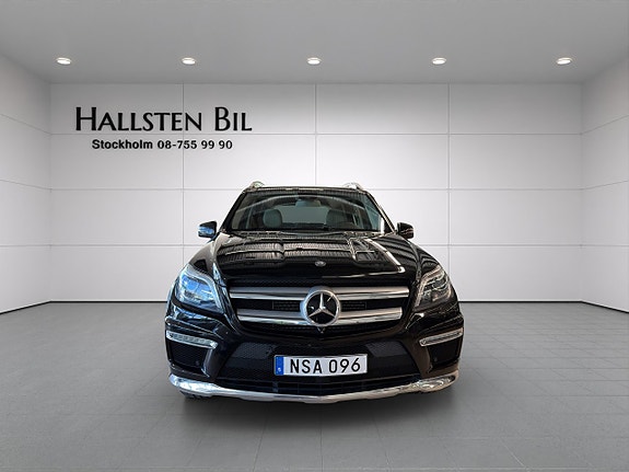 Mercedes-Benz GL350 3 of 5