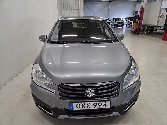 Suzuki SX4 2 of 10