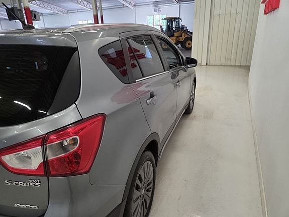 Suzuki SX4 6 of 10