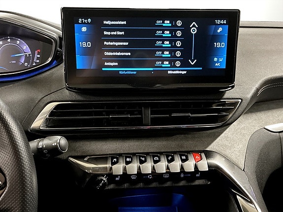 Peugeot 5008 12 of 19