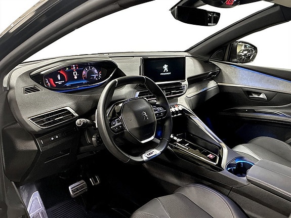 Peugeot 5008 4 of 5