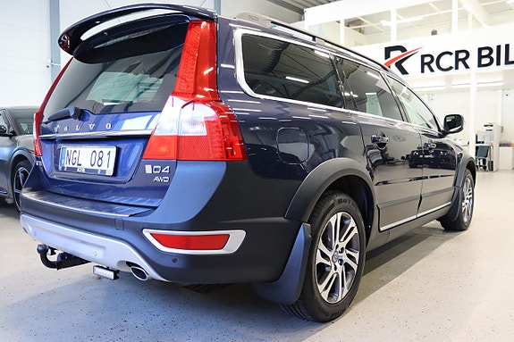 Volvo XC70 4 of 5