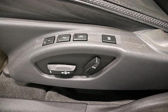 Volvo XC70 14 of 29