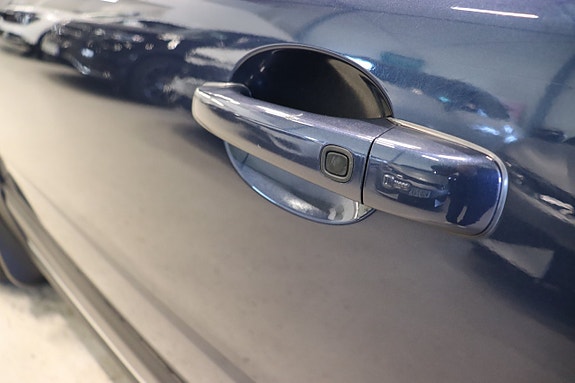 Volvo XC70 13 of 29