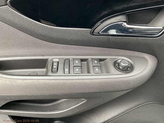 Opel Mokka X 12 of 30