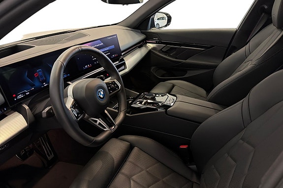BMW 530e 10 of 24