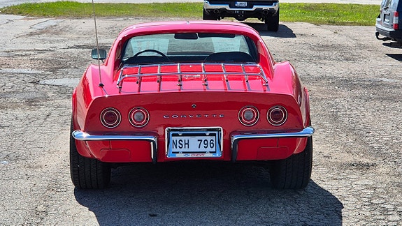 Chevrolet Corvette 5 of 5