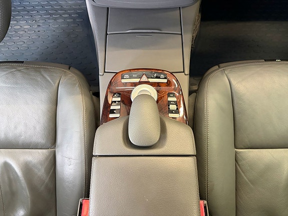 Mercedes-Benz S350 19 of 25