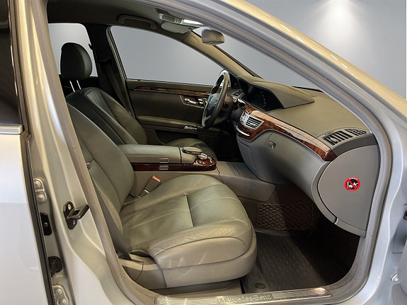 Mercedes-Benz S350 9 of 25