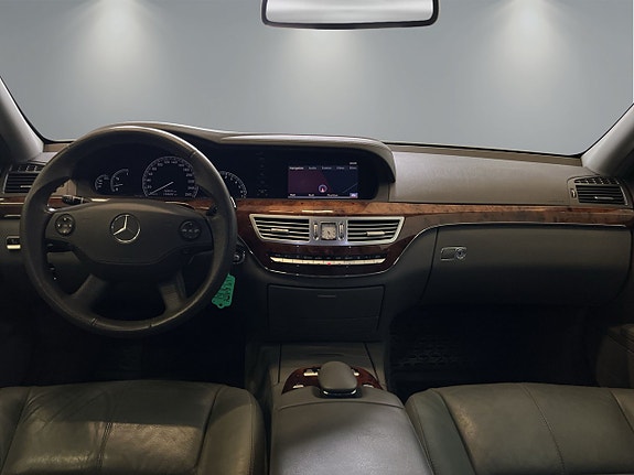 Mercedes-Benz S350 10 of 25