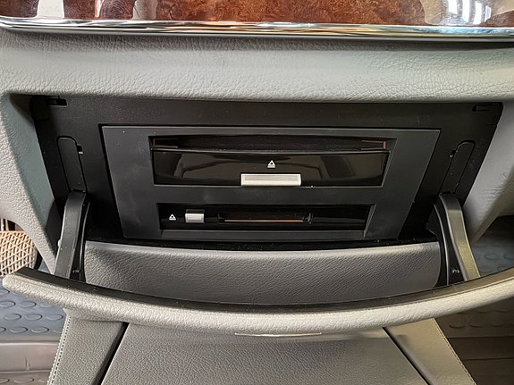 Mercedes-Benz S350 23 of 25