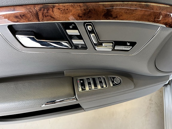 Mercedes-Benz S350 24 of 25