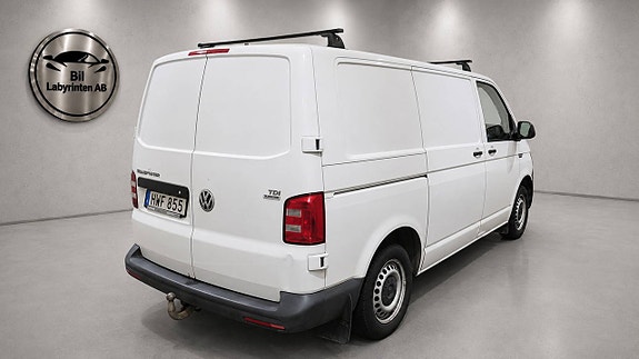 Volkswagen Transporter 3 of 5