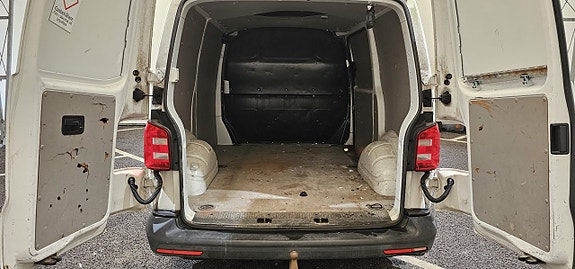 Volkswagen Transporter 7 of 14