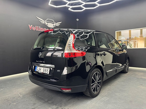 Renault Grand Scenic III 3 of 5