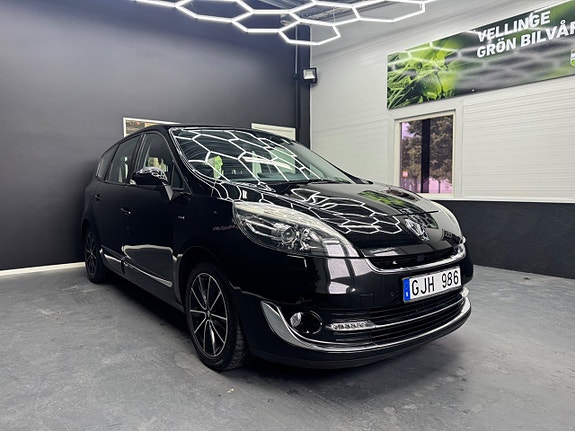 Renault Grand Scenic III 2 of 5