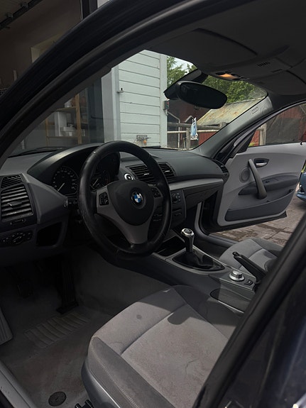 BMW 118d 6 of 6