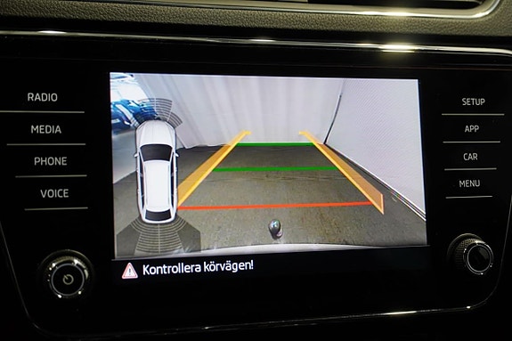 Skoda Superb 12 of 17