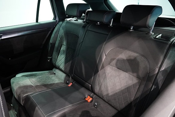 Skoda Superb 10 of 17