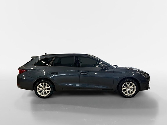 Seat Leon 2 of 5