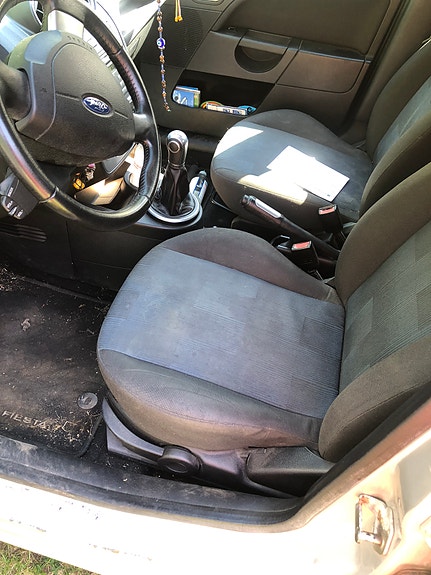 Ford Fiesta 3 of 3