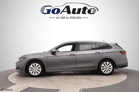 Volkswagen Passat 6 of 26