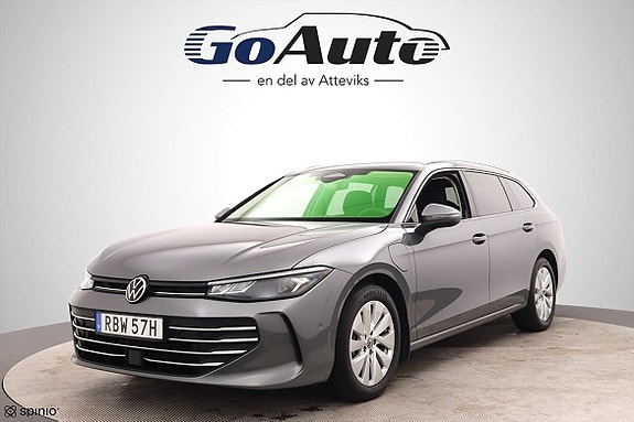Volkswagen Passat 7 of 26