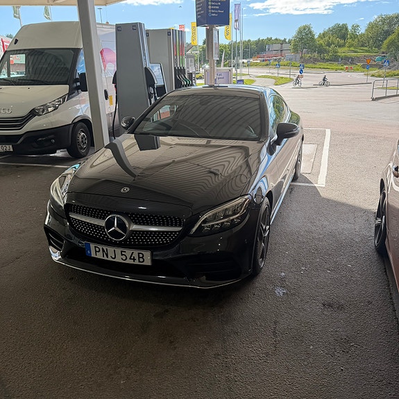 Mercedes-Benz C220 d 3 of 17