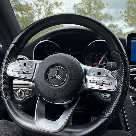 Mercedes-Benz C220 d 10 of 17