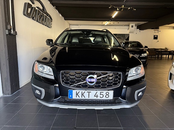 Volvo XC70 7 of 15