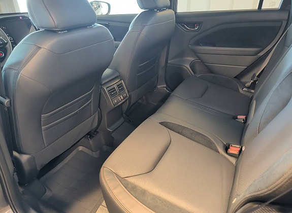 Subaru Forester 4 of 4
