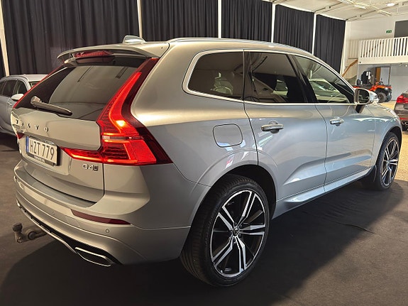 Volvo XC60 3 of 5